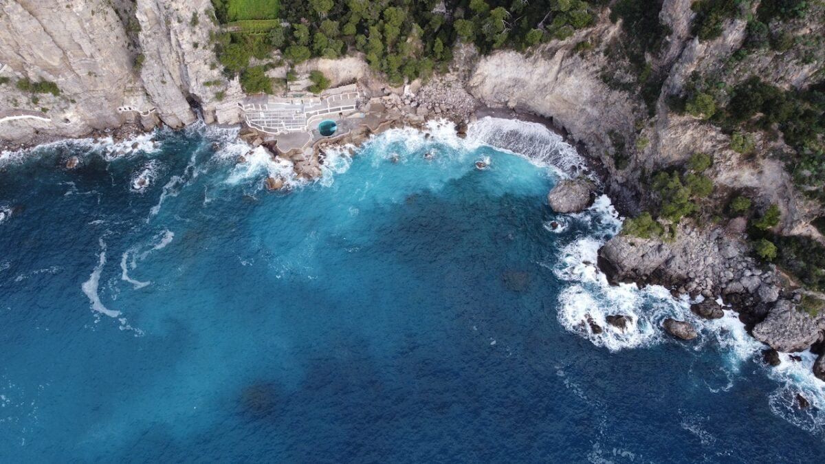 Vista aerea della Costiera Amalfitana